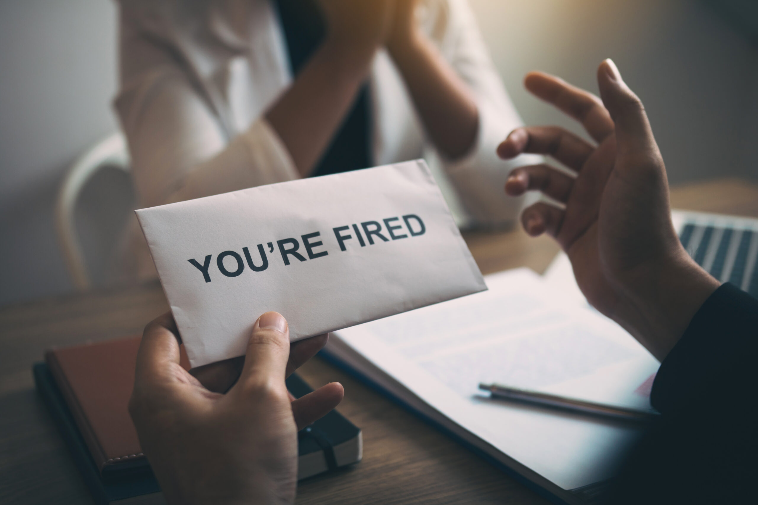 IT Layoffs 2025: 72% are Middle and Senior, 38% Dismissed Without Notice
